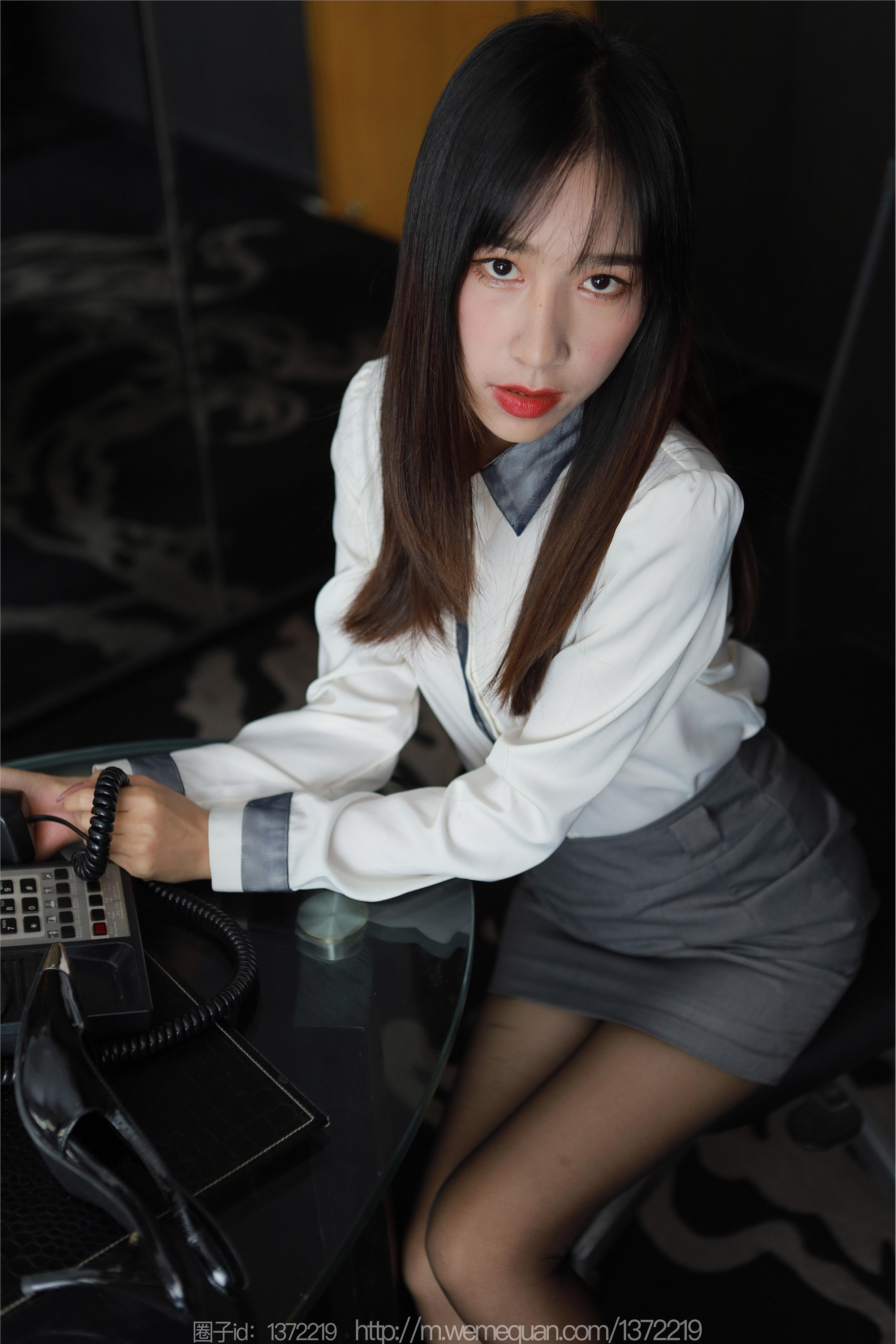 IESS异思趣向  2023.03.10 丝享家 1386 美子《销售部美女》